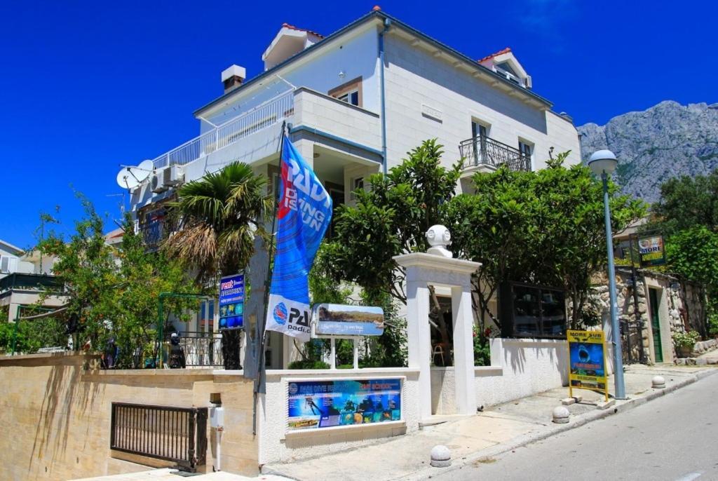 Apartments By The Sea Makarska - 15200 Kültér fotó