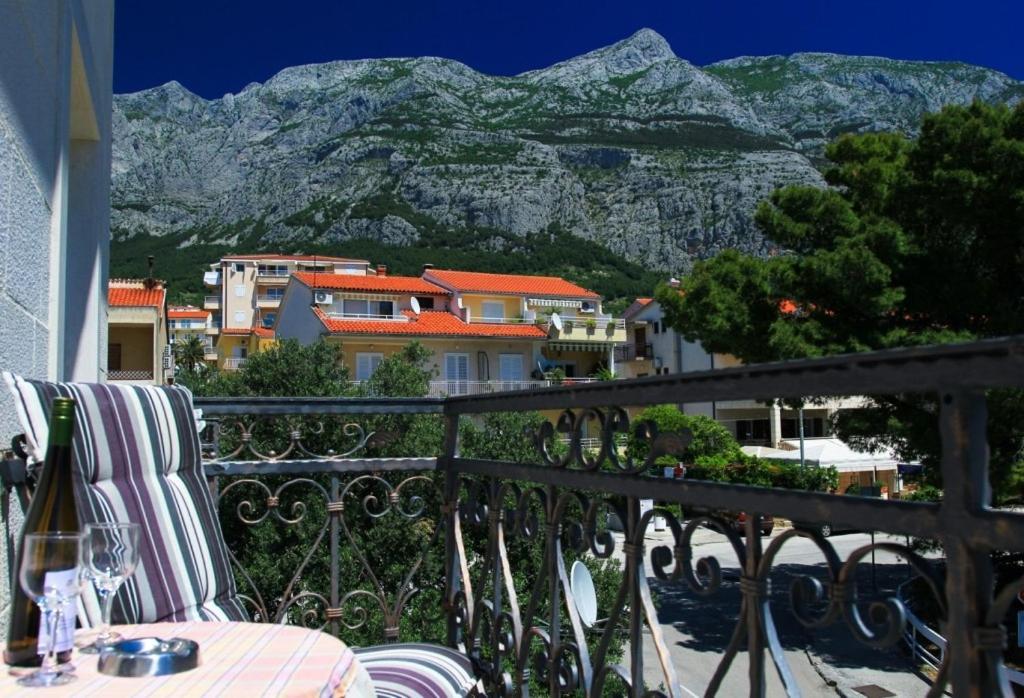 Apartments By The Sea Makarska - 15200 Kültér fotó