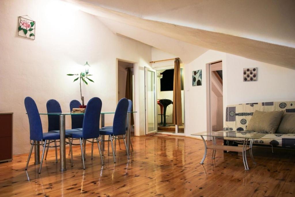 Apartments By The Sea Makarska - 15200 Kültér fotó