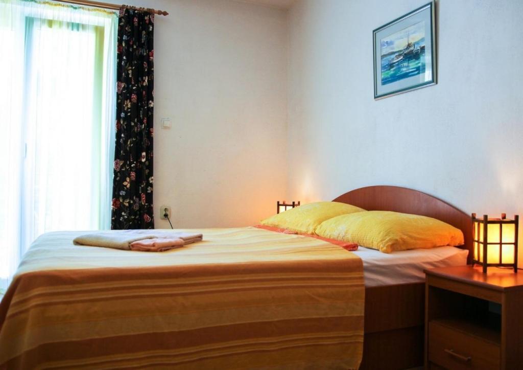 Apartments By The Sea Makarska - 15200 Kültér fotó